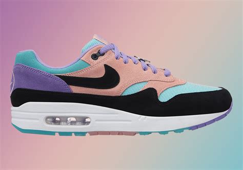 Nike Air Max one day